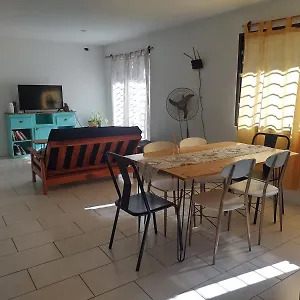 https://la-casita-de-la-5ta.hotelsmendoza.com